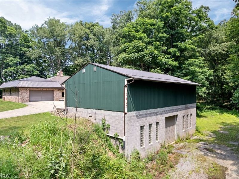 7434 Fenton Road NW, North Bloomfield, OH 44450 Photo 27