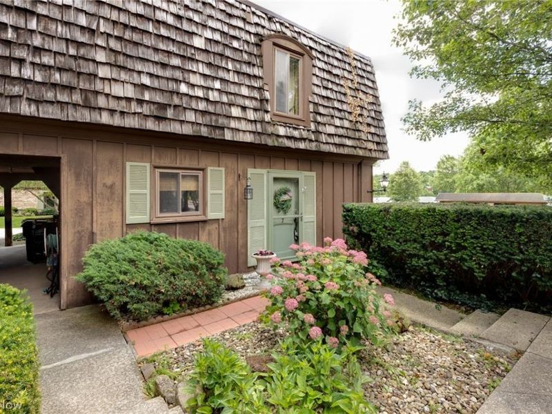 200 Granger Road, Unit 7, Medina, OH 44256 Photo 2