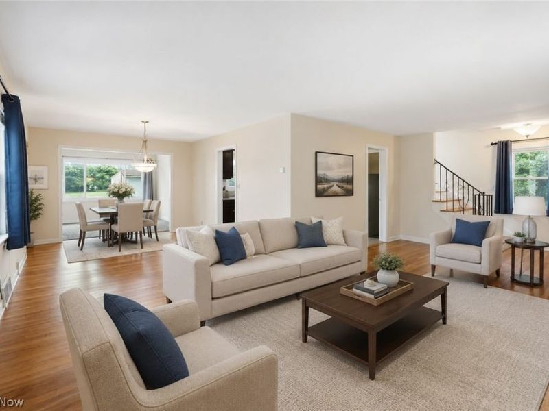 2345 Charney Road, University Heights, OH 44118 Photo 10