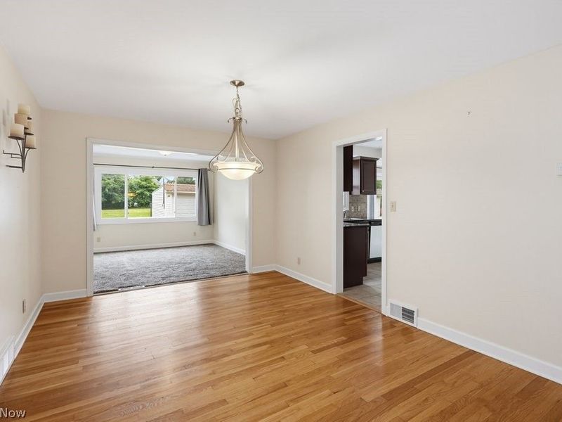 2345 Charney Road, University Heights, OH 44118 Photo 16