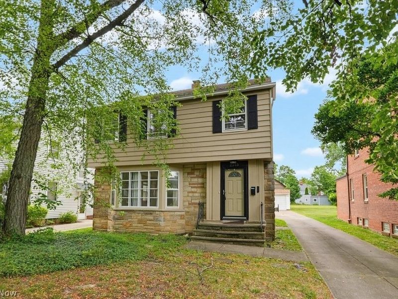 2345 Charney Road, University Heights, OH 44118 Photo 2