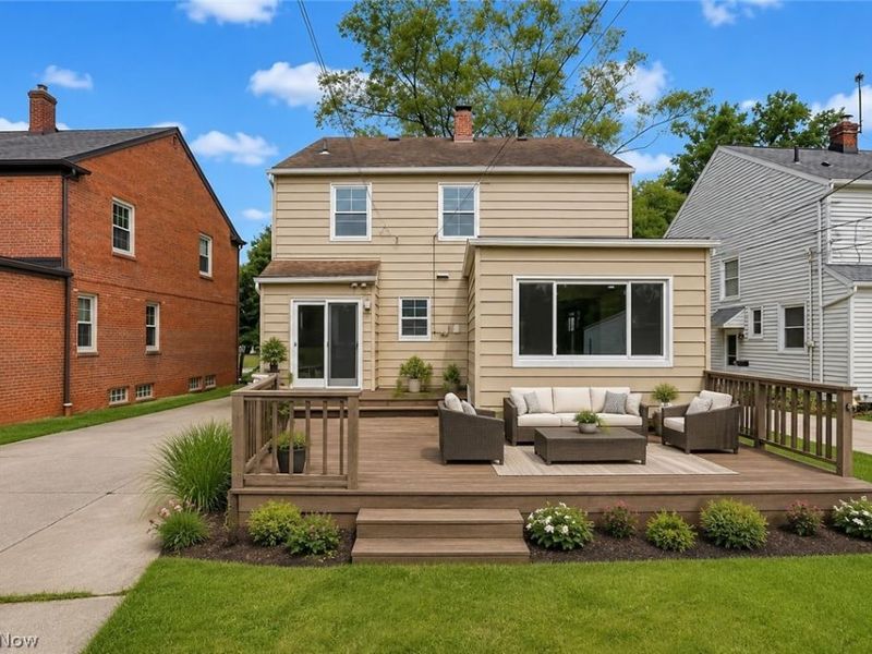 2345 Charney Road, University Heights, OH 44118 Photo 3