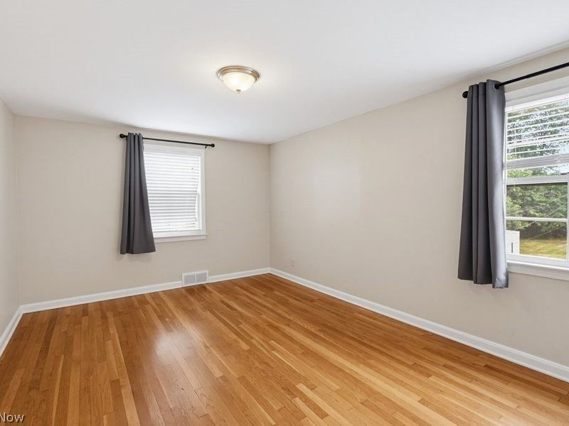2345 Charney Road, University Heights, OH 44118 Photo 30
