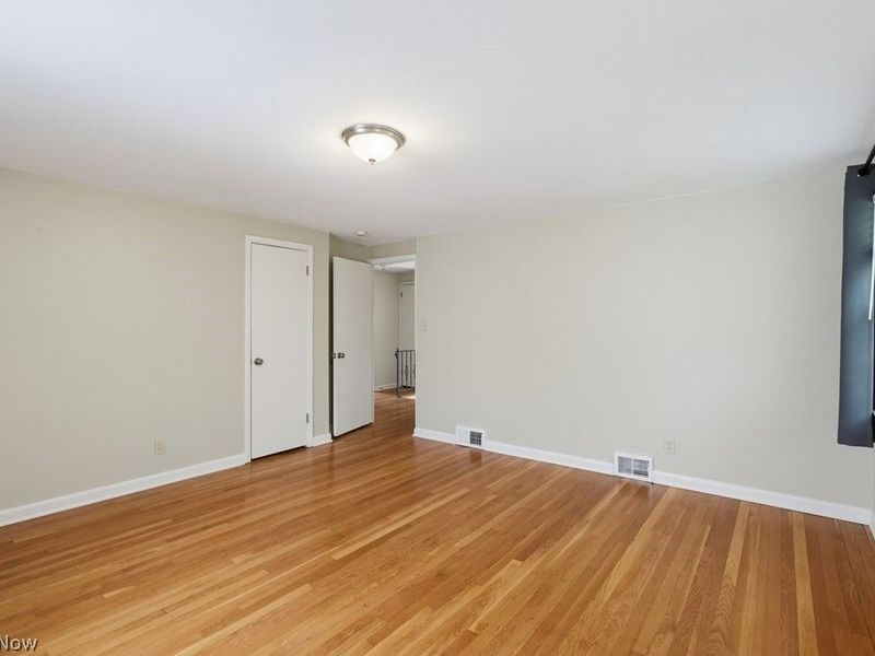 2345 Charney Road, University Heights, OH 44118 Photo 33