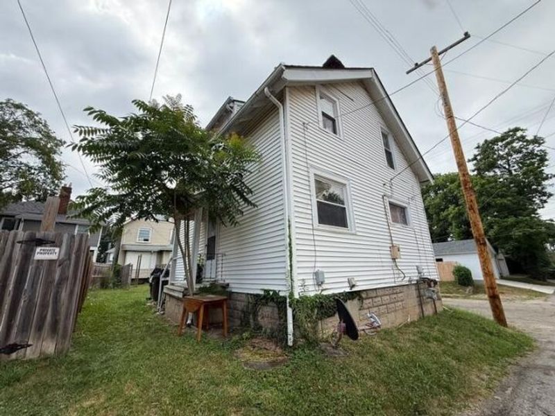 1196 Forest Street, Columbus, OH 43206 Photo 4