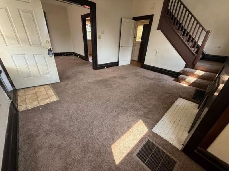 1196 Forest Street, Columbus, OH 43206 Photo 6