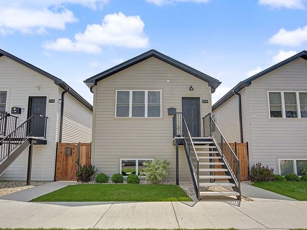 555 N Springfield Avenue , Chicago, IL 60624