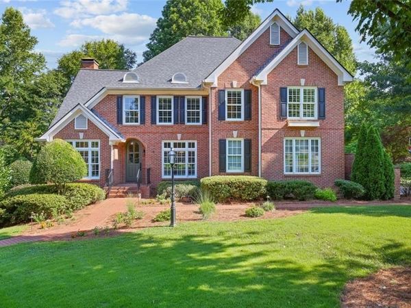 5001 Redcliff Court, Atlanta, GA 30338