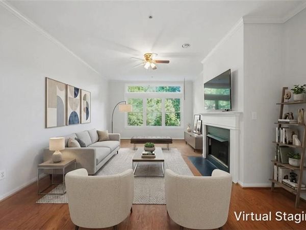 424 Lindbergh Drive NE, Unit 208, Atlanta, GA 30305