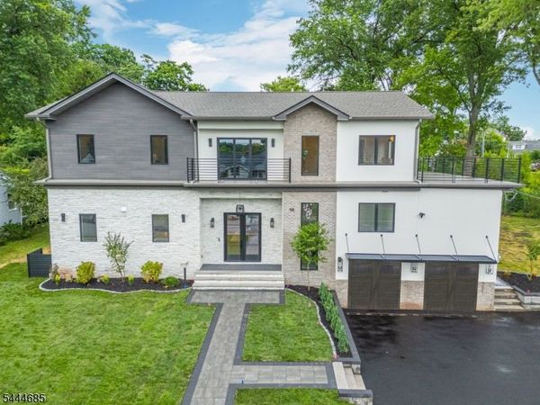 98 Haddenfield Rd, Clifton, NJ 07013