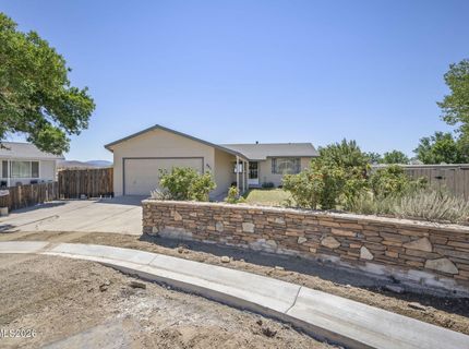 881 Amador Circle, Carson City, NV 89705 Photo