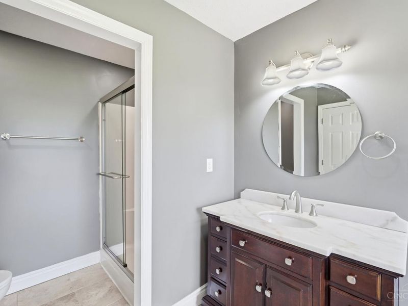 1055 Middleboro Road, Washington Township, OH 45054 Photo 17