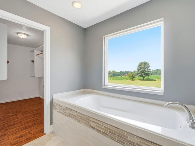 1055 Middleboro Road, Washington Township, OH 45054 Photo 19
