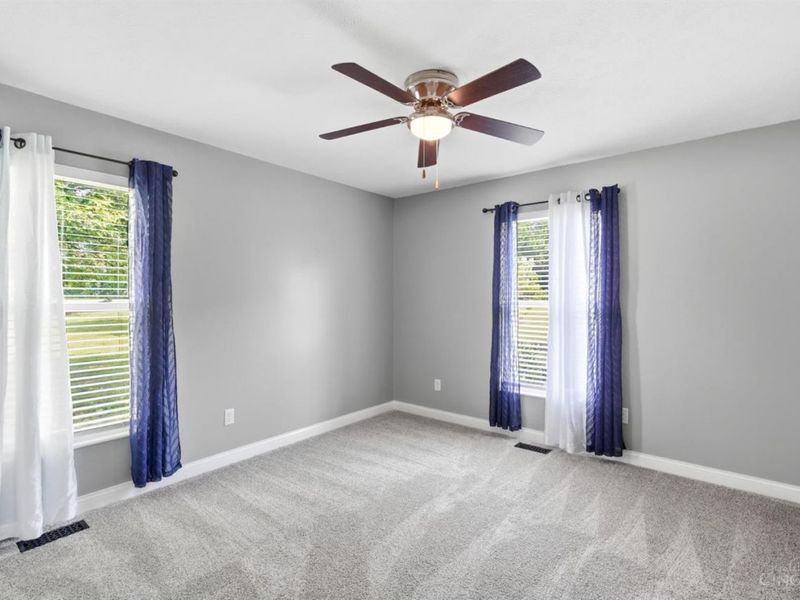 1055 Middleboro Road, Washington Township, OH 45054 Photo 24