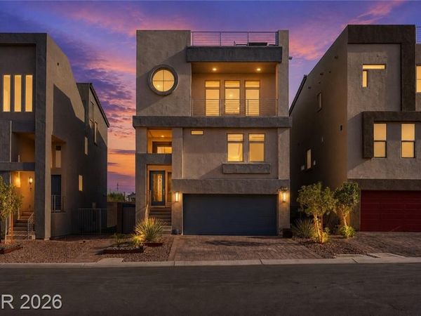 8011 Haywood Estate Avenue, Las Vegas, NV 89113