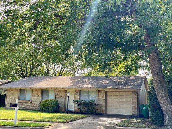 217 Bellaire Drive , Denton, TX 76209