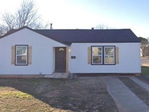 1482 Burger Street , Abilene, TX 79603