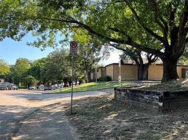 4612 Country Creek Drive , Unit 1166, Dallas, TX 75236