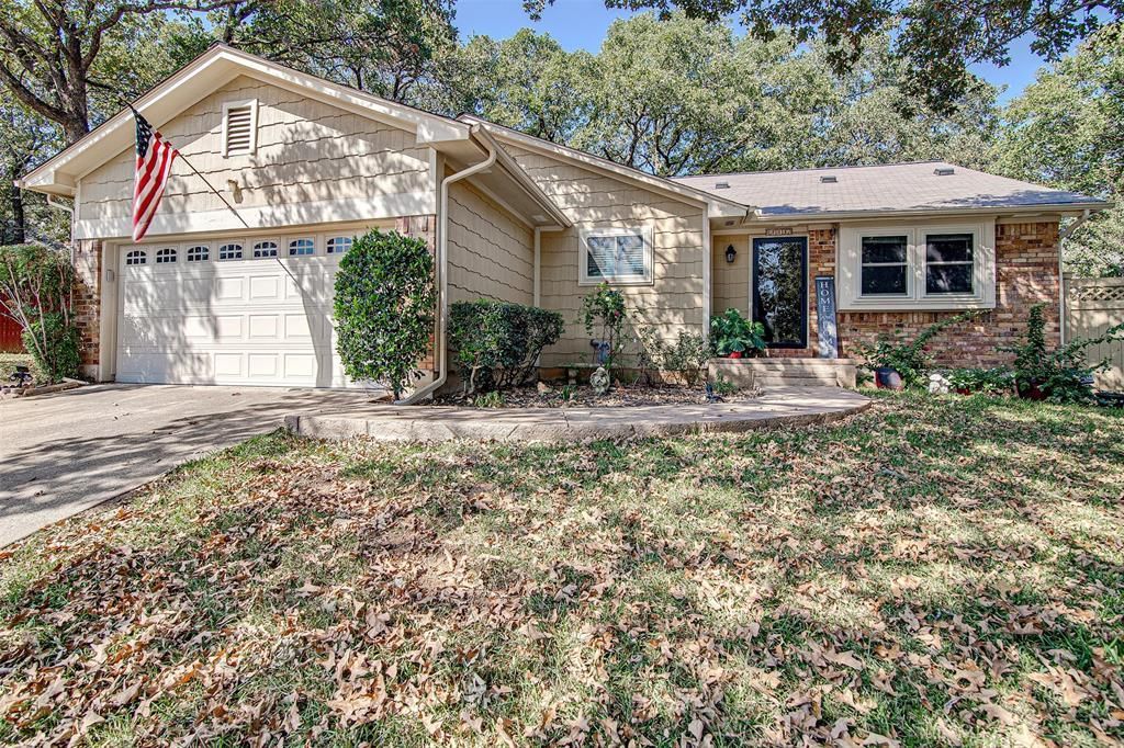 6112 Farmingdale Drive, Arlington, TX 76001 Main Photo