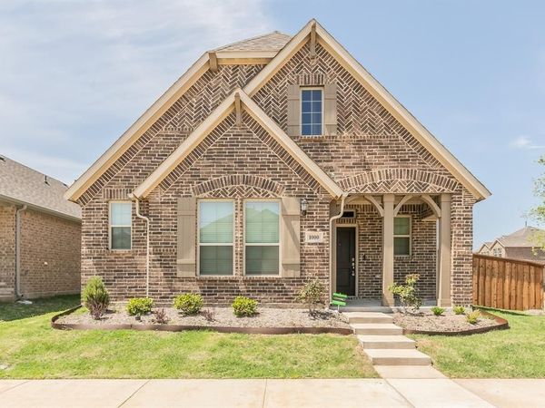 1000 S Hill Drive , Crowley, TX 76036