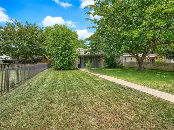 9661 Limestone Drive, Dallas, TX 75217