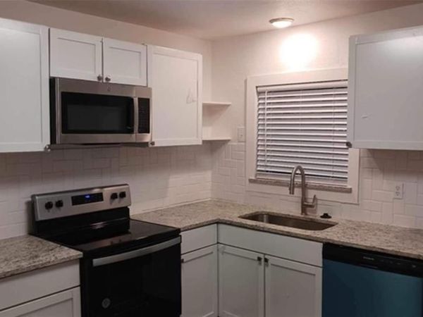 706 E Acheson Road, Denison, TX 75021