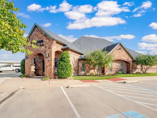 8624 Davis , North Richland Hills, TX 76182