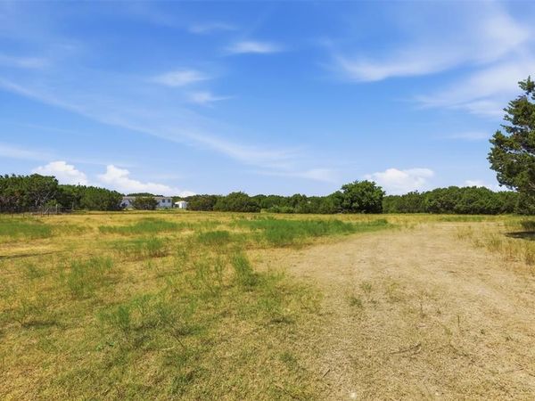 9132 Windmill Court W, Cleburne, TX 76033