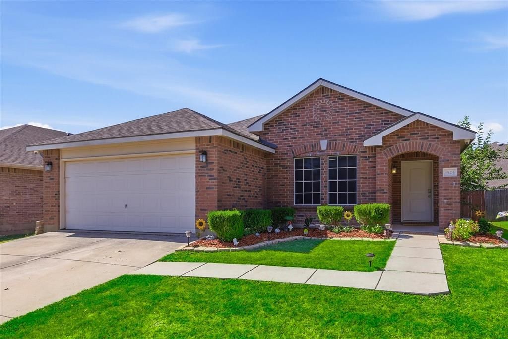 4524 Hounds Tail Lane, Fort Worth, TX 76244 Main Photo