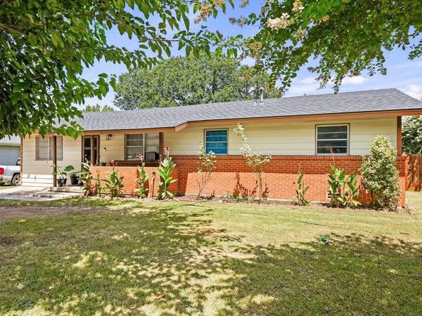 1100 N Church Street, Decatur, TX 76234