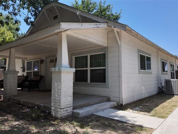 200 S Mimosa Street, Paradise, TX 76073