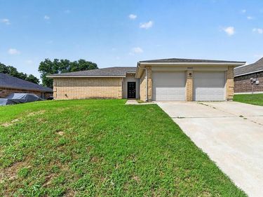 10165 Indian Mound Road , Fort Worth, TX 76108