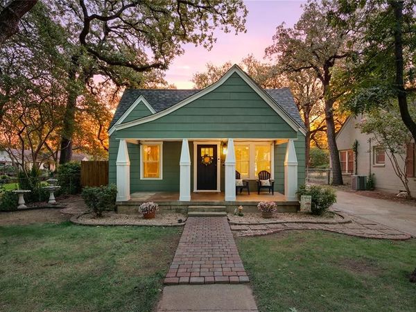 2334 Lotus Avenue, Fort Worth, TX 76111