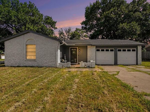 1608 Natches Drive, Arlington, TX 76014