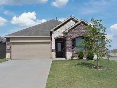 14800 Devils Claw Trail, Fort Worth, TX 76052