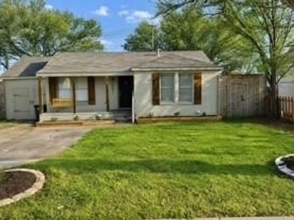 3901 Winfield Avenue, Fort Worth, TX 76109