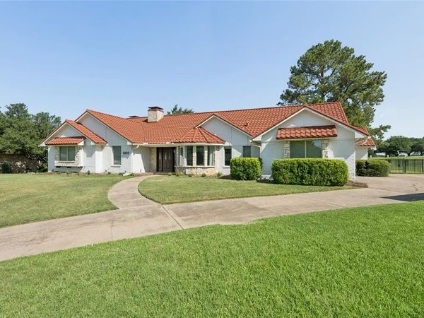 1307 Cherry Hill Court, Mansfield, TX 76063