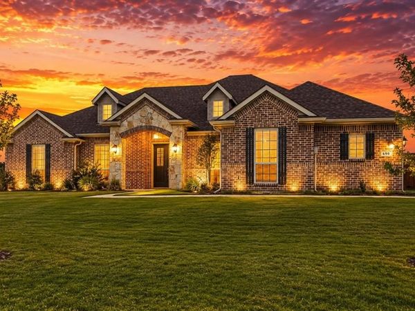 690 Serenity Lane, Red Oak, TX 75154