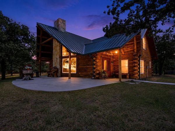 175 Private Road 3708 , Paradise, TX 76073