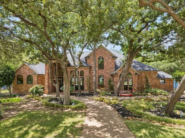 1000 Hidden Knoll Court, Southlake, TX 76092