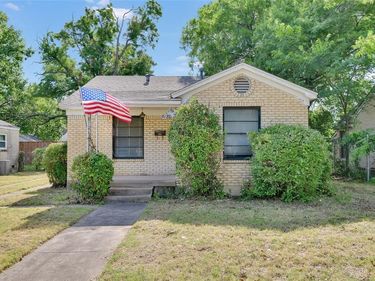 1125 N Riverside Drive, Fort Worth, TX 76111