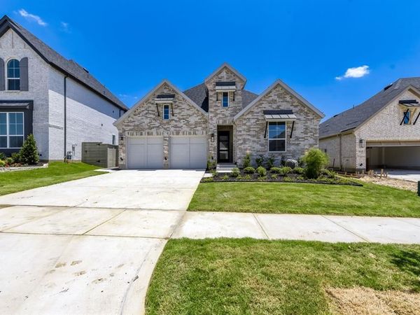 9817 Oak Glade Drive, Denton, TX 76207