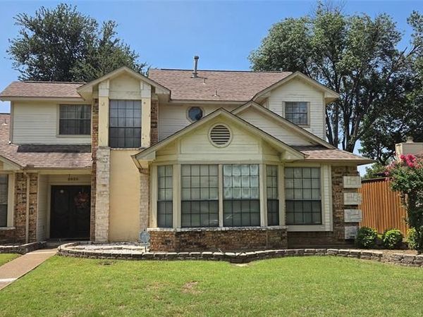 2020 E Branch Hollow Drive, Carrollton, TX 75007