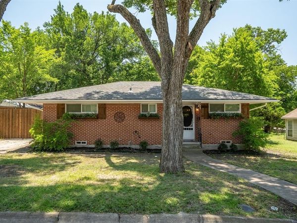 210 Hill Street, Farmersville, TX 75442