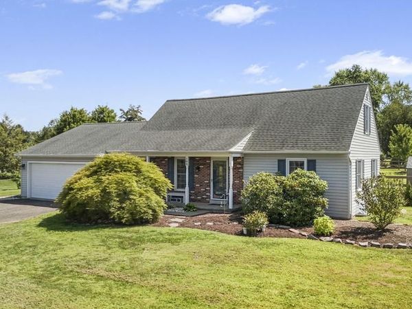 103 STERLING DRIVE, PERKASIE, PA 18944