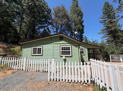 323 Knorr Swiss Ln, Colfax, CA 95713 Photo