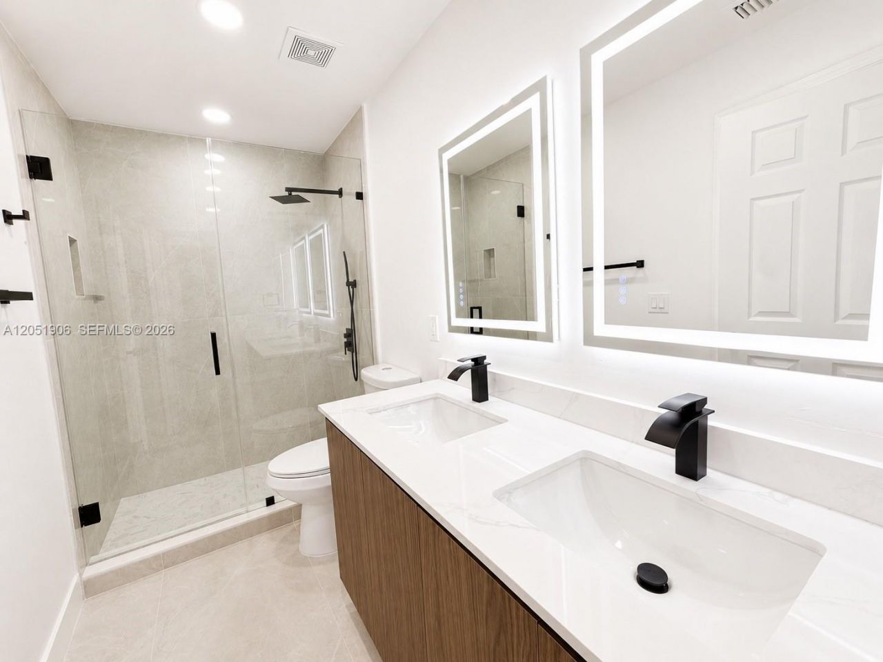 5905 Manchester Way , Tamarac, FL 33321 Photo