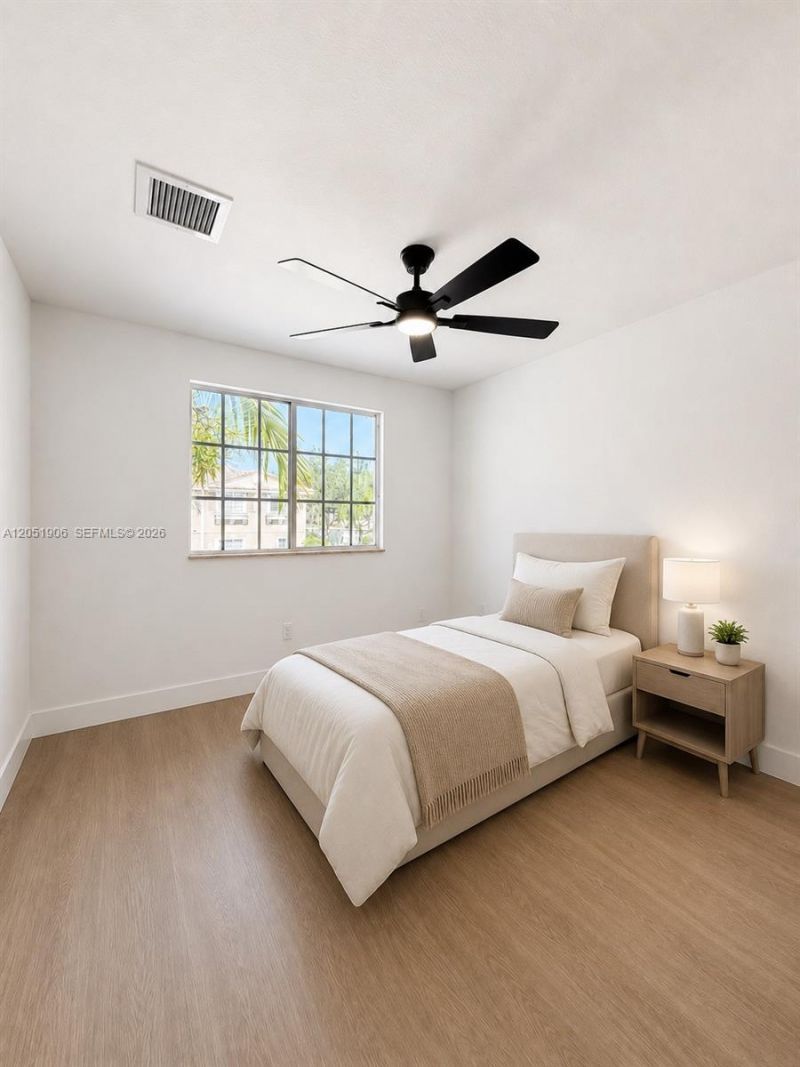 5905 Manchester Way , Tamarac, FL 33321 Photo