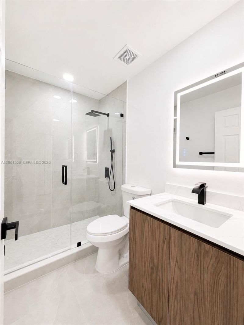 5905 Manchester Way , Tamarac, FL 33321 Photo
