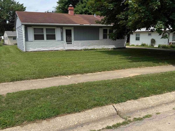 310 N Stewart Drive, FREEPORT, IL 61032